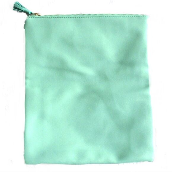 🍍3/$15🍍 Rachel Pally Paradise Reversible Clutch - Picture 4 of 6